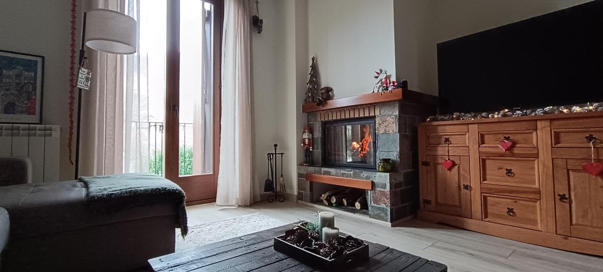 Apartament Ca La Nena เอสเตร์รี ดาเนว ภายนอก รูปภาพ